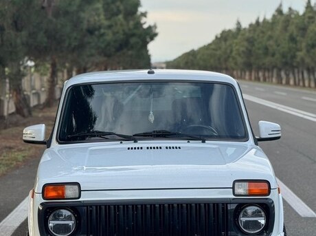 LADA (VAZ) Niva