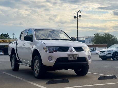 Mitsubishi L200