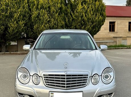 Mercedes E 220