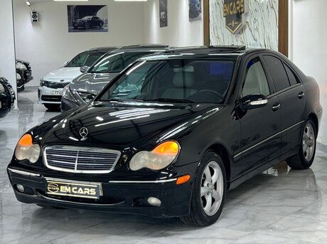 Mercedes C 240