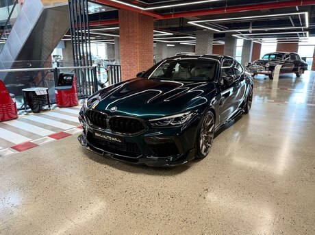 BMW M8