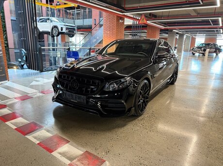 Mercedes E 43 AMG 4MATIC