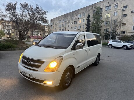 Hyundai H-1