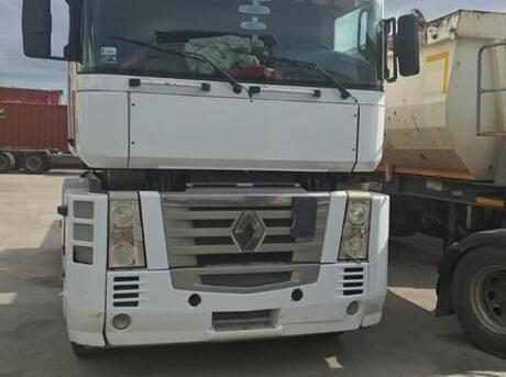 Renault Magnum