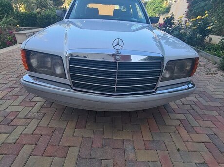 Mercedes 500 SE