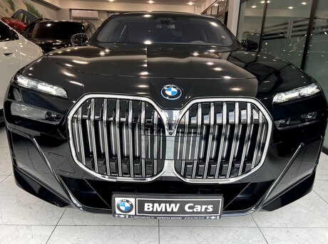 BMW 750e