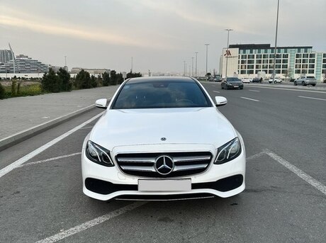 Mercedes E 300