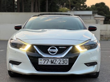 Nissan Maxima