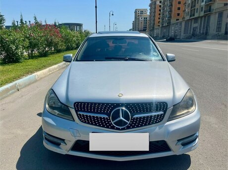 Mercedes C 250