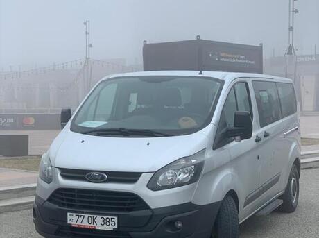 Ford Tourneo Custom
