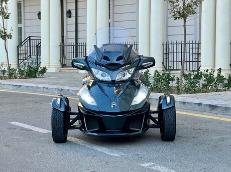 Can-Am Spyder RT