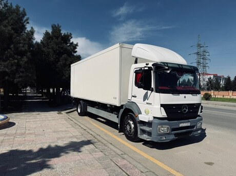 Mercedes Axor 1824