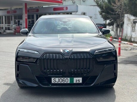 BMW 740