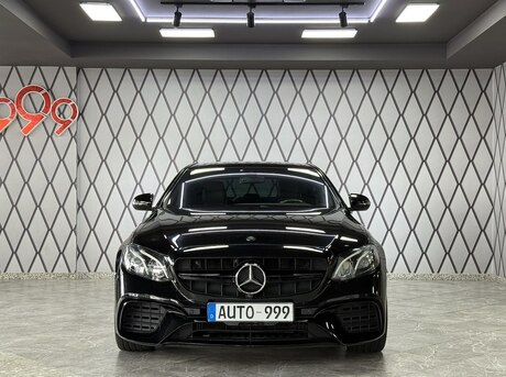 Mercedes E 300 4MATIC