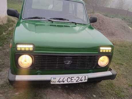 LADA (VAZ) Niva 1990