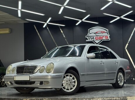 Mercedes E 270