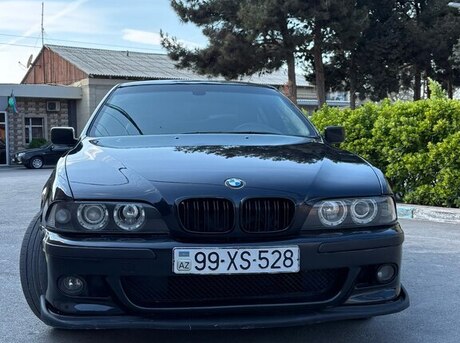 BMW 528