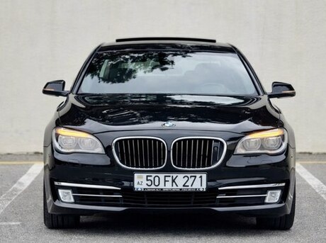 BMW 750