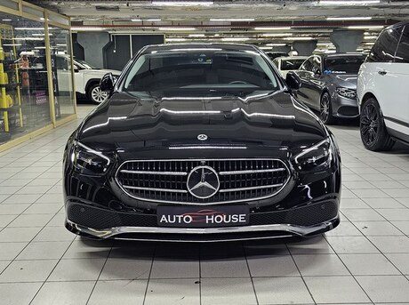 Mercedes E 300 e