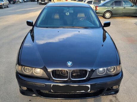 BMW 523