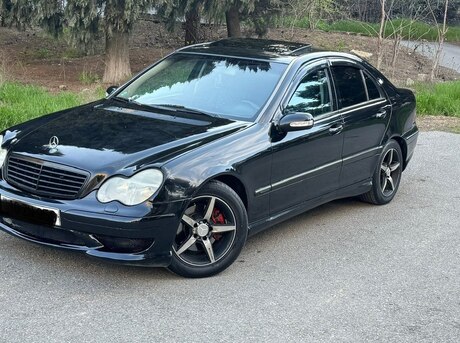 Mercedes C 240