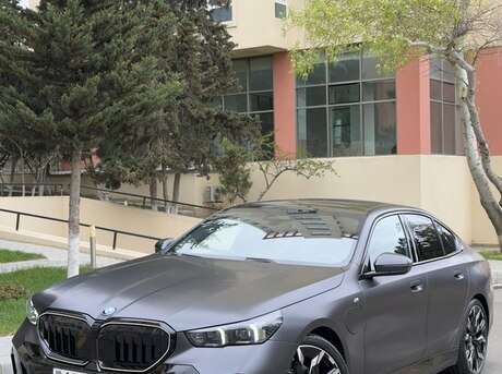 BMW 530e