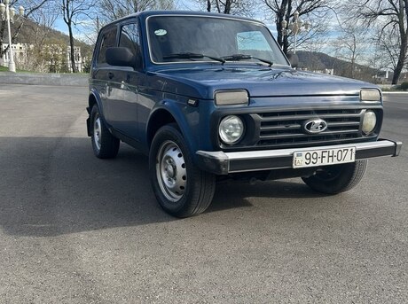 LADA (VAZ) Niva