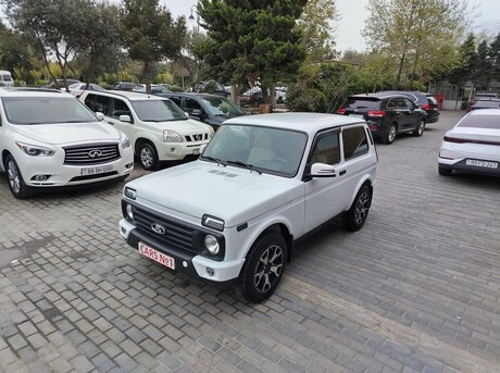 LADA (VAZ) Niva