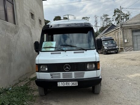 Mercedes 410 D