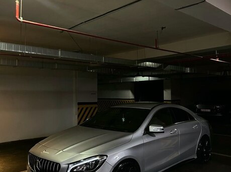 Mercedes CLA 250