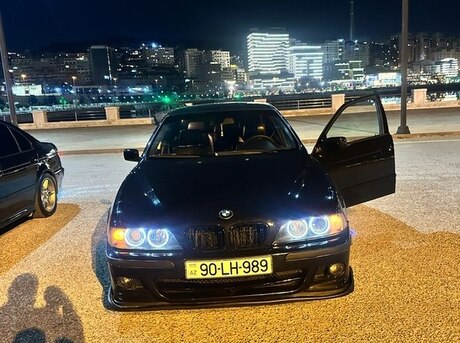 BMW 525