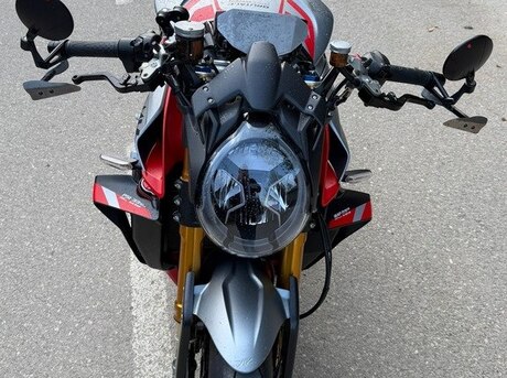 MV Agusta Brutale RR