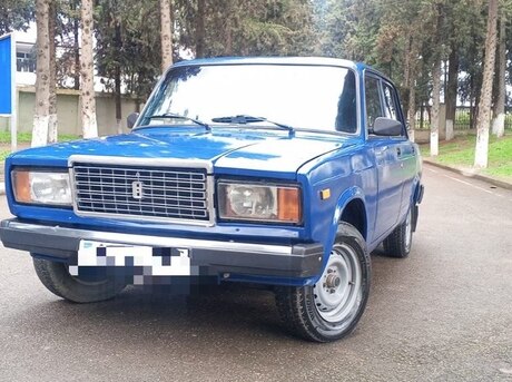 LADA (VAZ) 2107