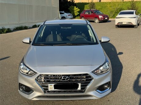 Hyundai Accent