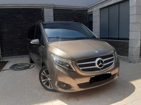 Mercedes V 250