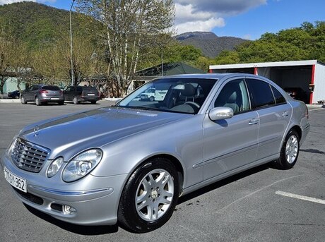 Mercedes E 320 4MATIC