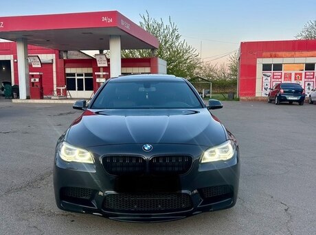 BMW 528