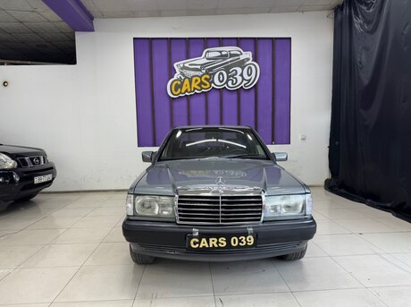 Mercedes 190