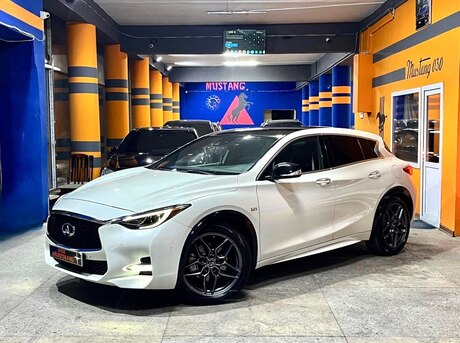 Infiniti QX30