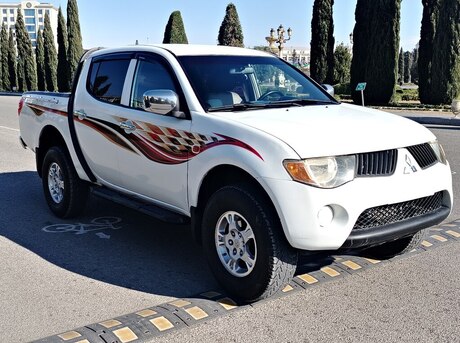 Mitsubishi L200