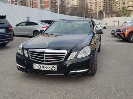 Mercedes E 220