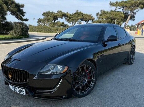 Maserati Quattroporte