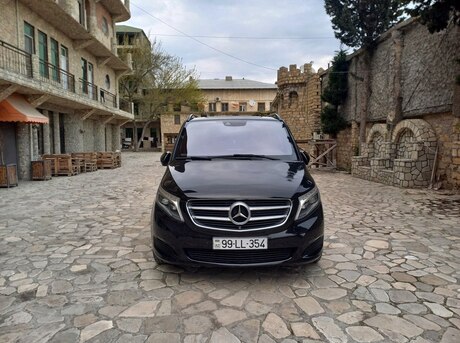 Mercedes V 250