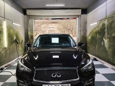 Infiniti Q50