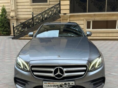 Mercedes E 300