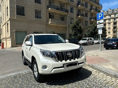 Toyota Land Cruiser Prado