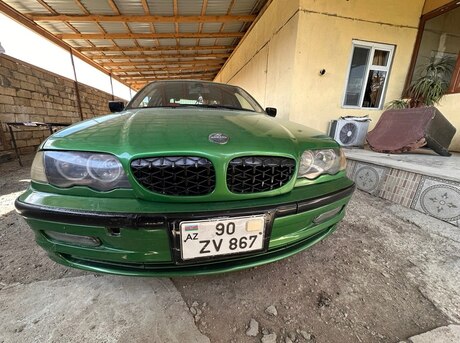 BMW 320