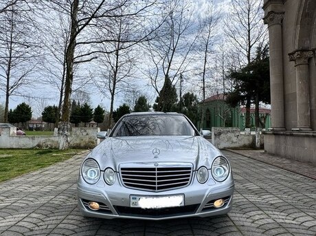 Mercedes E 320