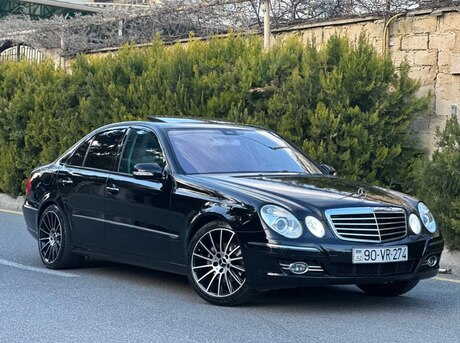 Mercedes E 240