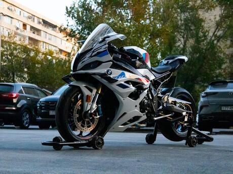 BMW S 1000 RR
